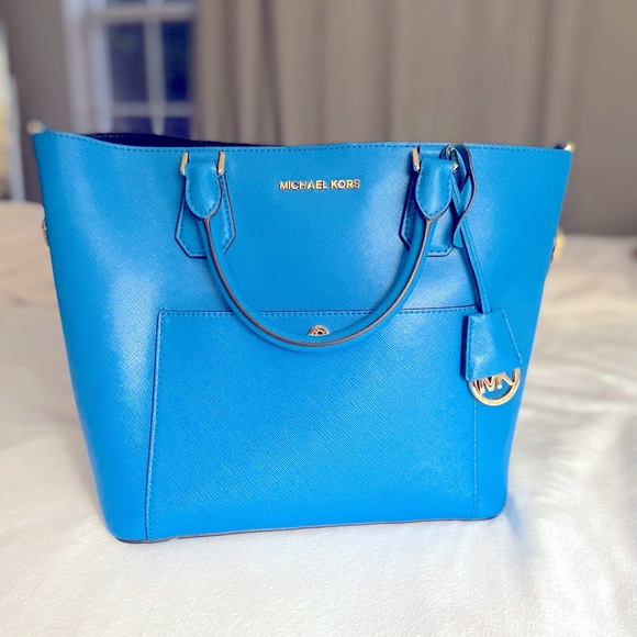 Michael Kors Handbags - Never used Electric Blue Michael Kors bag.